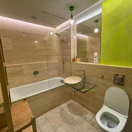 Stylish In Holesovice Apartamento *